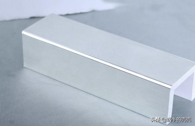 淋浴房挡水石做法,淋浴房如何挑挡水条