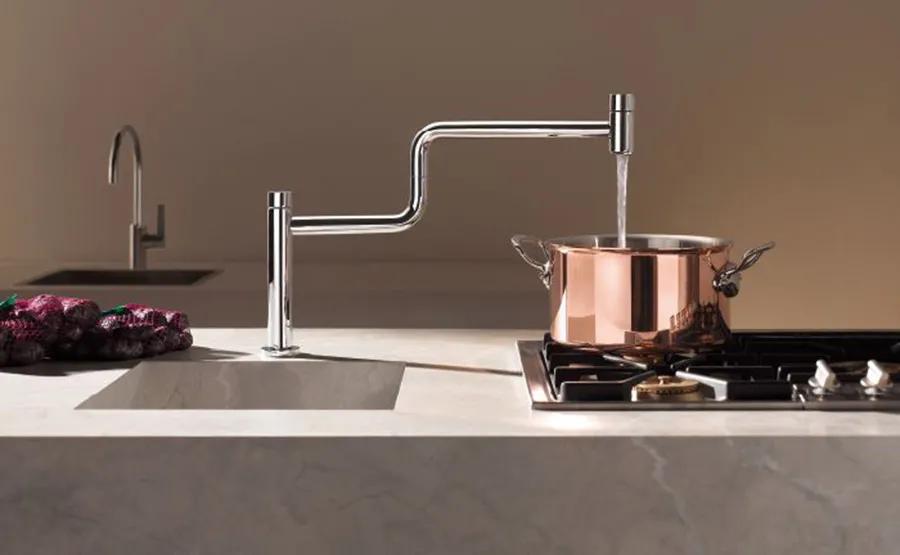 怎么在灶台墙上安装水龙头,灶台上装个抽拉式水龙头