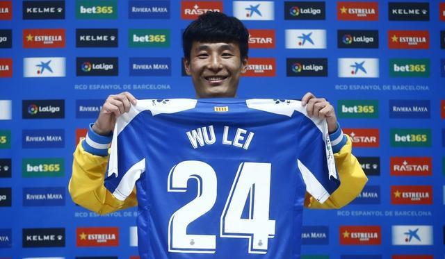 流浪上港？西班牙人刚赚武磊又惦上胡克尔！紧急救援这算盘......