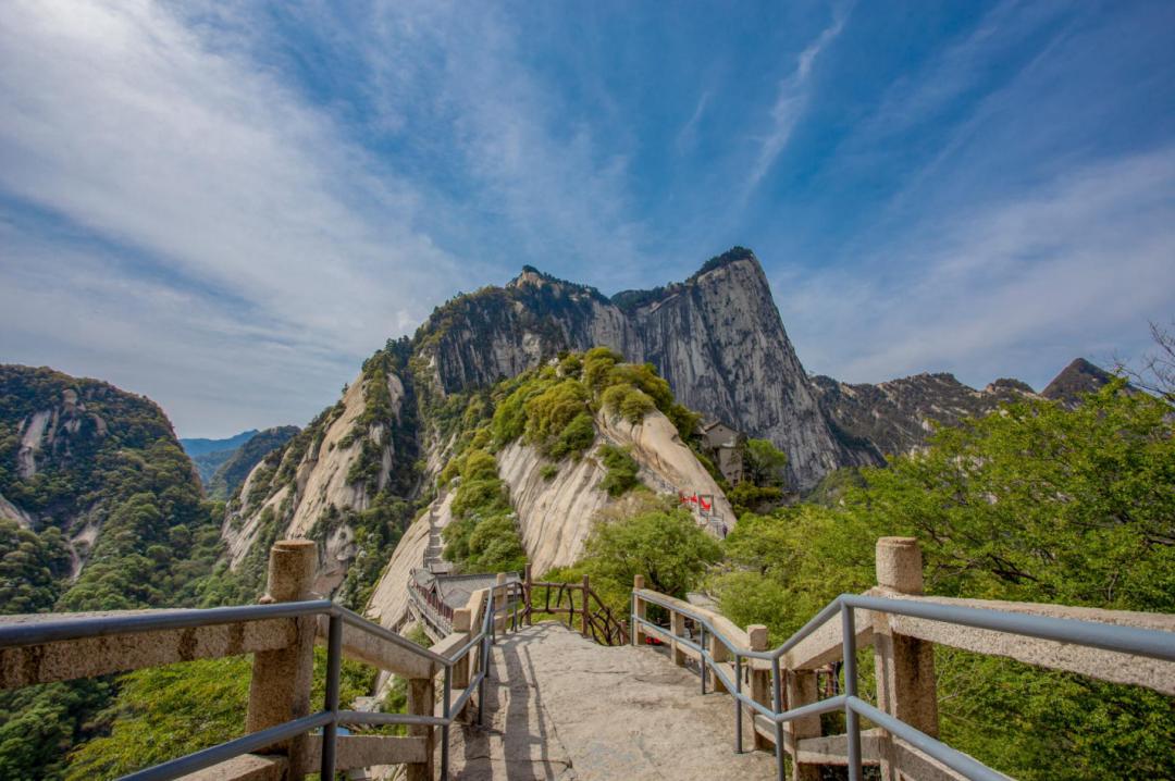 华山免票爬山,华山免门票爬山