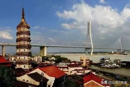 从铁路空白，到区域中心，曾单打独斗的安庆正迎来甜美时刻