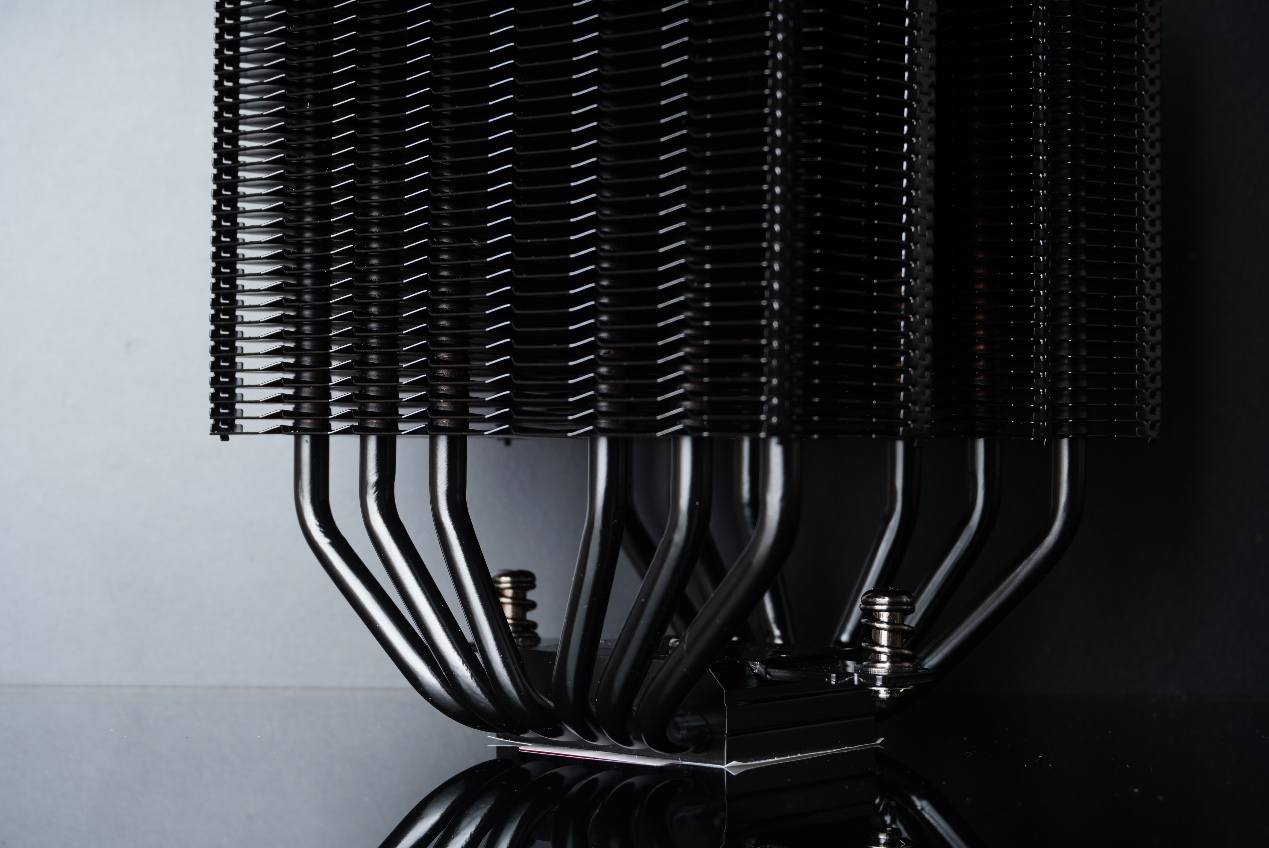 九州风神大霜塔pro配12600kf,九州风神大霜塔标准版和pro区别