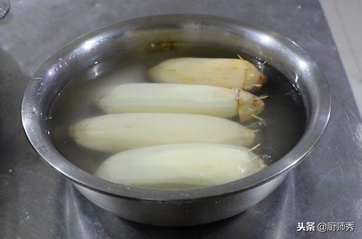 莲藕糯米做法,莲藕糯米丸子家常做法简单又好吃