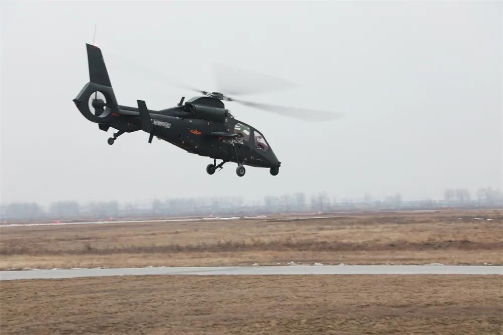 江淮雄鹰亮剑视频,升空即战斗