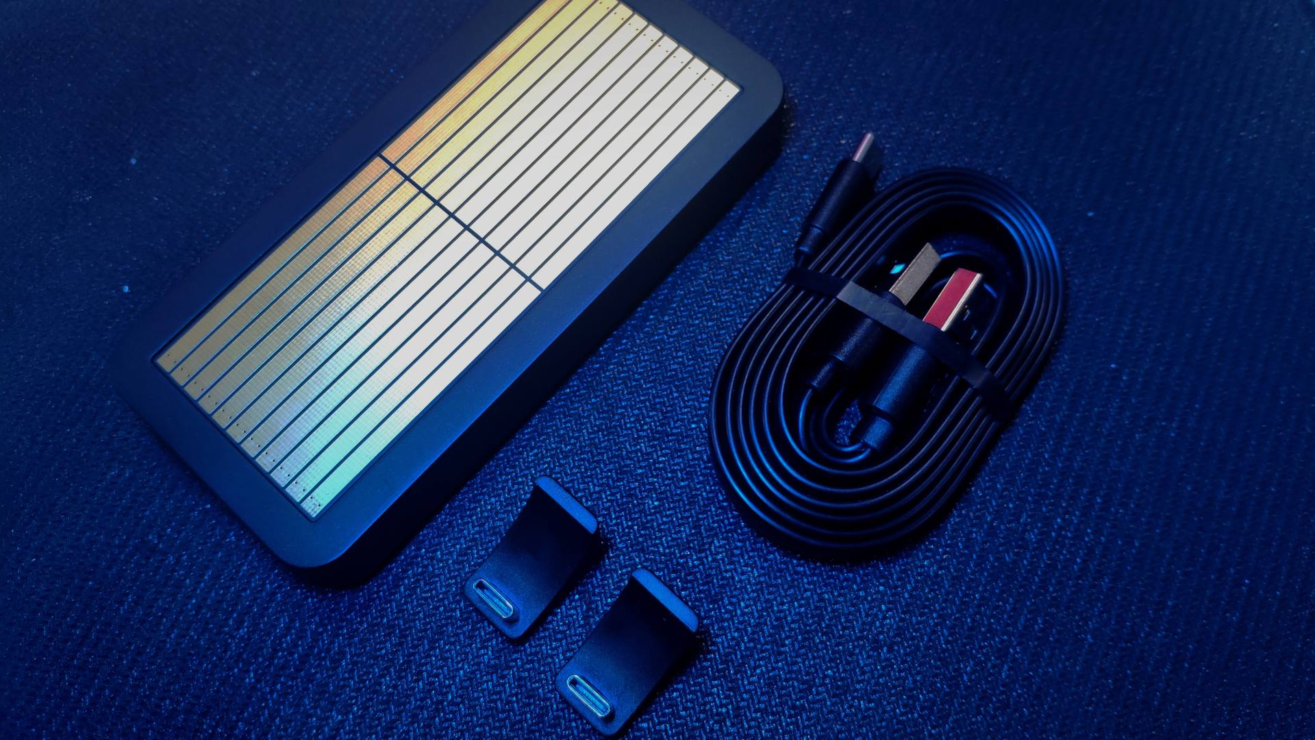 多功能便捷充电器,便携式多功能充电器新款