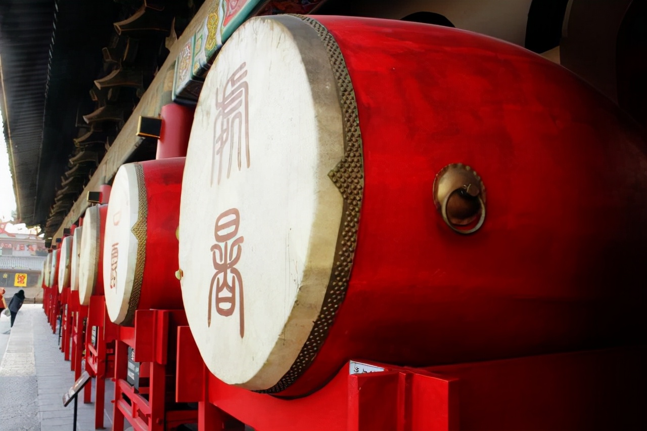 对联有大用，3个才子靠对联抱得美人归，成为千古佳话