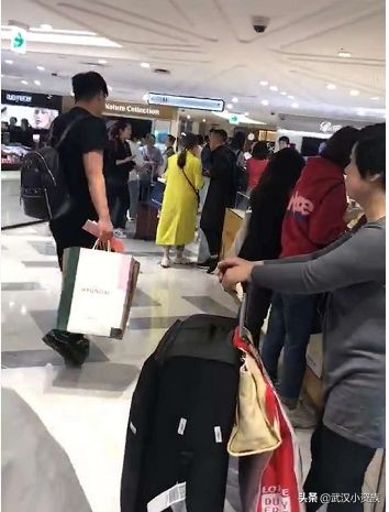 闺蜜哭了我应该做什么,闺蜜哭了我要怎么安慰