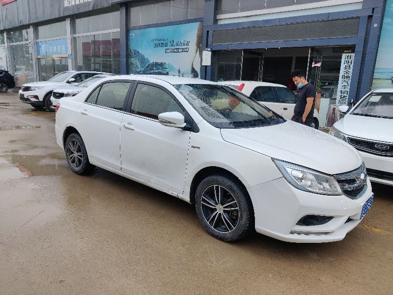 二手车比亚迪速锐开着怎么样,比亚迪速锐自动挡二手车怎么样