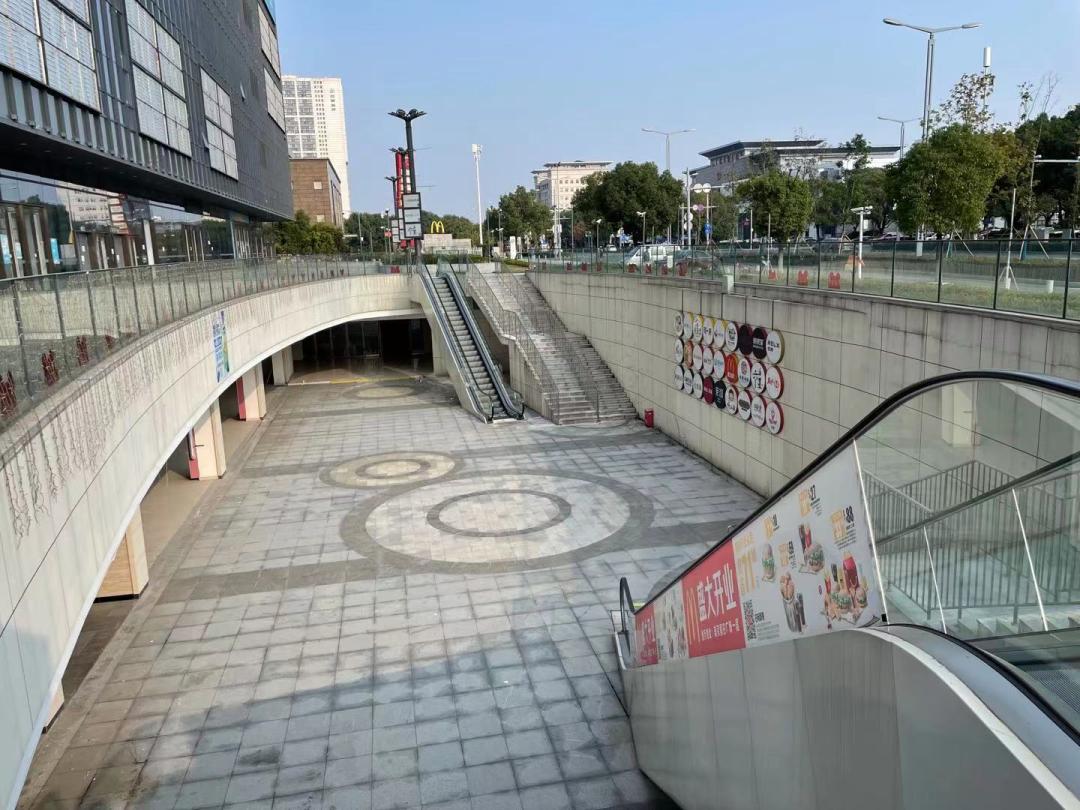 王府井为什么没有开门,王府井现在的状况