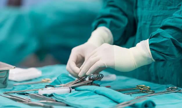 护士被艾滋病针头扎伤的怎么处理,护士被艾滋病毒刺伤怎么办