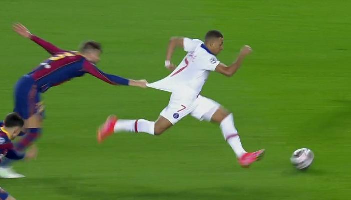 皮克拉拽姆巴佩瞬间火了,皮克皇马恶搞图