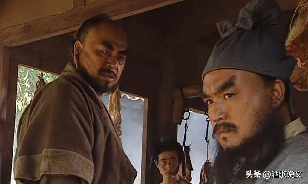 故事：屠户强卖强买，小伙讲了一个段子，先笑后哭丢脸面