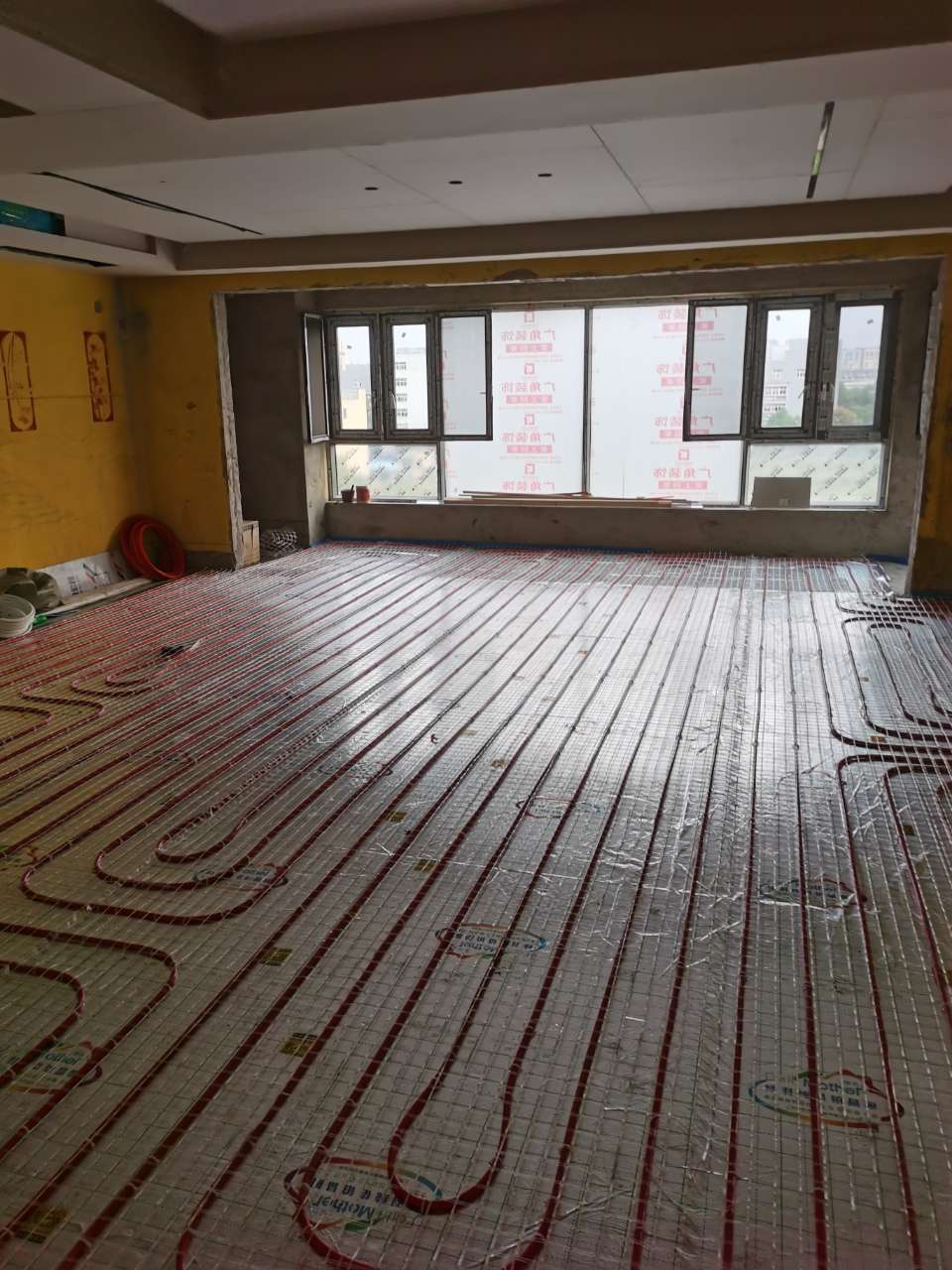 美的空气能地暖空调一体机,别墅空气能地暖空调一体机