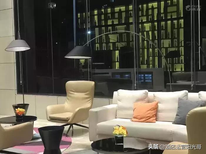 体验第一次约会的感觉,体验希尔顿欢朋酒店