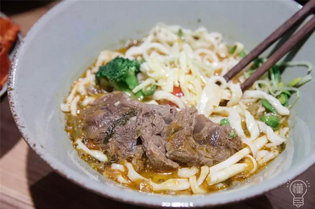 一口气连开6家新店，我要在这里吃逛到明年