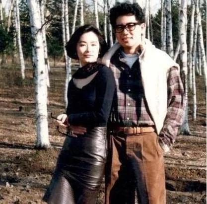 一代侠女插足秦汉婚姻，嫁豪门却独守空房，继女还深陷“*照门艳**”