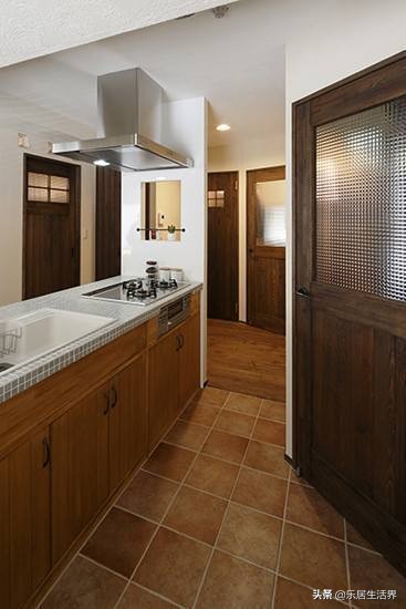 客厅用地砖600*1200还是750*1500,当下最流行的客厅地砖颜色