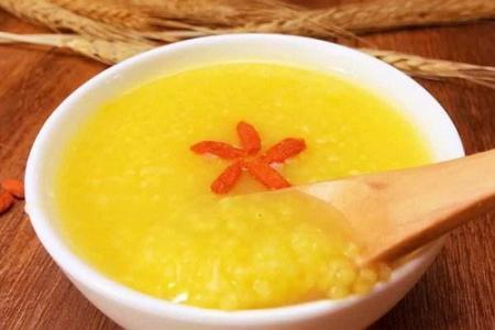 小米才是真正的“五谷之王”，调节血糖、防便秘，但有两类人少吃