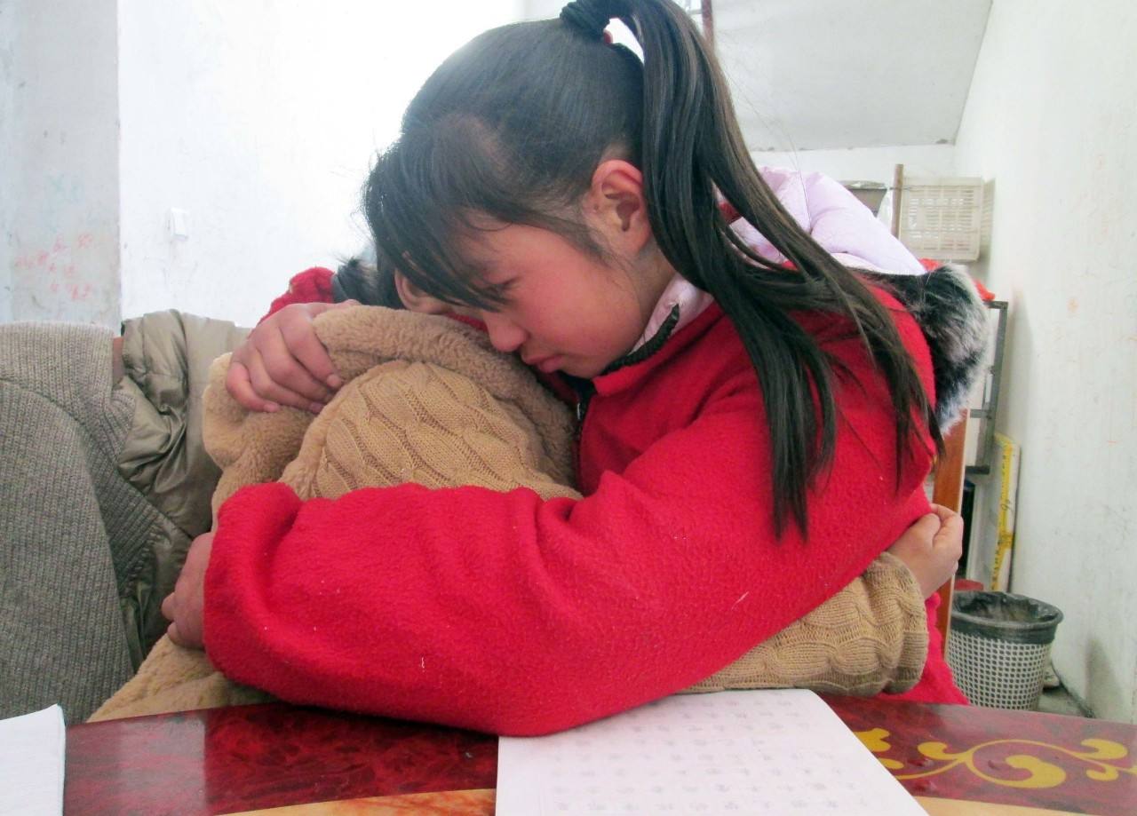 孩子们第一次来月经要注意什么,女儿第一次来月经要怎么去护理