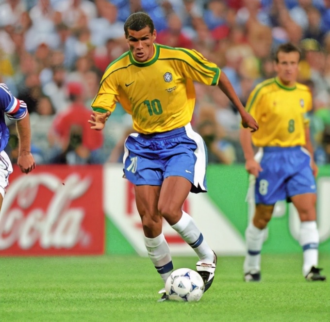 巴西足球领军人物内马尔,谁是最强内马尔