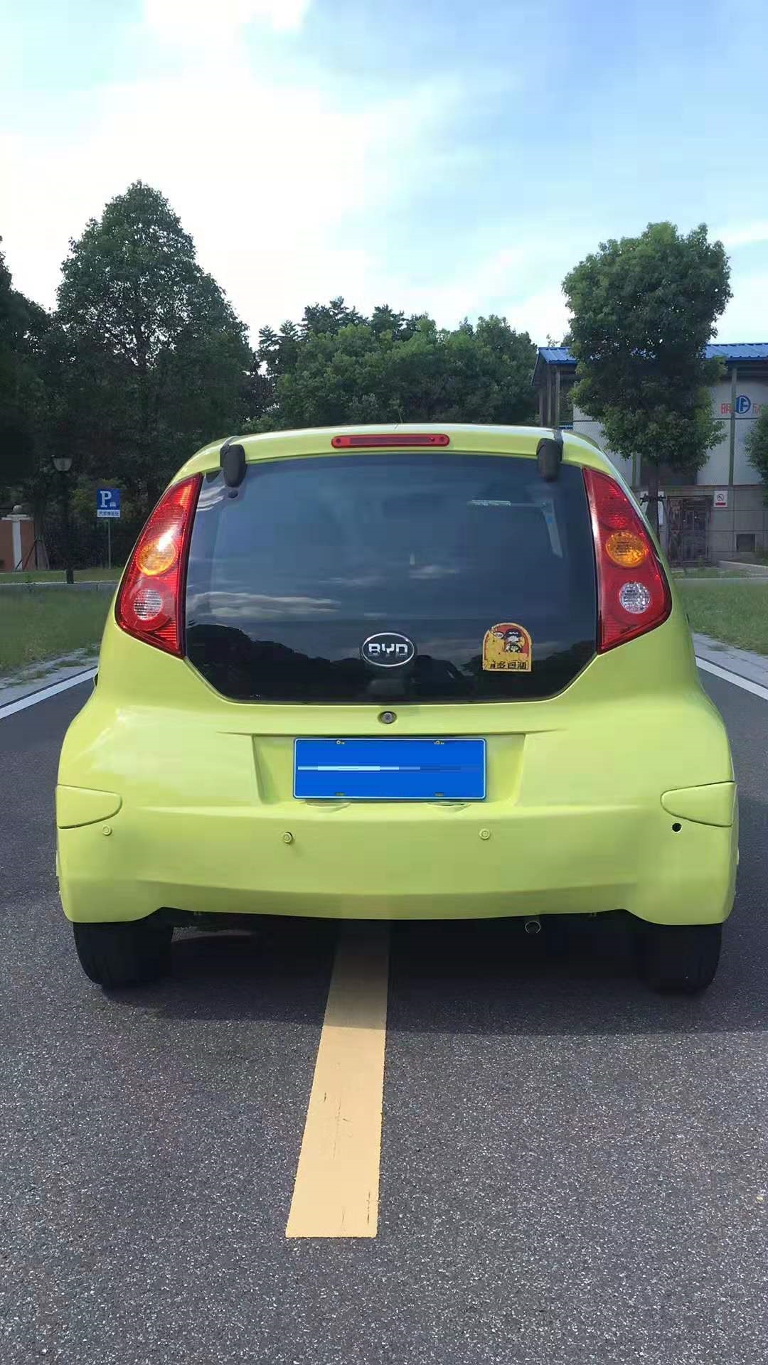 3000块钱的比亚迪f0能买吗,1万多买f0还是买f3