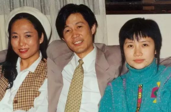 消失25年的李娜如今去哪了,李娜风头正盛时为何选择出家