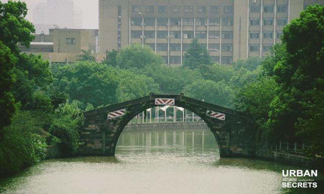 杭州东新·长浜路纪事，住在有魔幻感的理想生活中