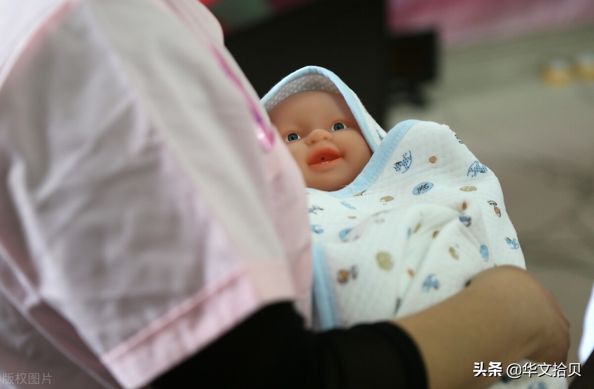 楣板煄瀹舵斂鏈嶅姟,楣板煄鏈堝珎鍩硅