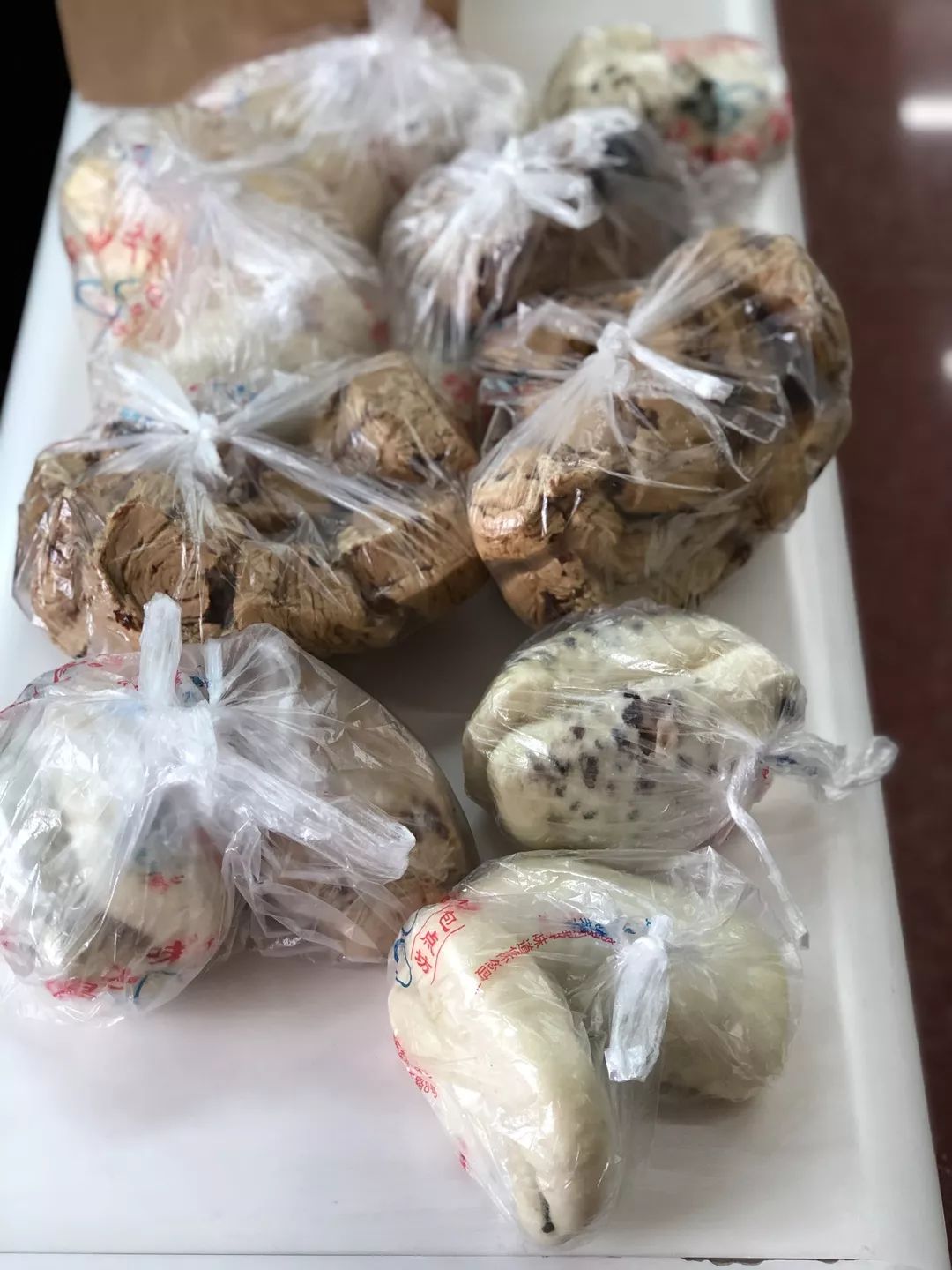 瑞思拜,为红糖馒头排队两小时的成都人