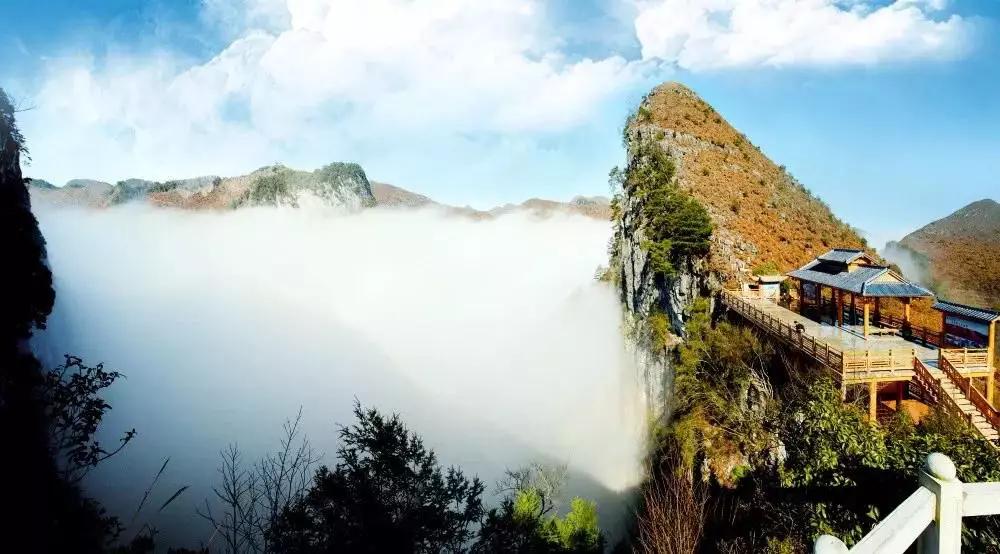 百色凌云玻璃桥旅游景区,百色玻璃桥景区