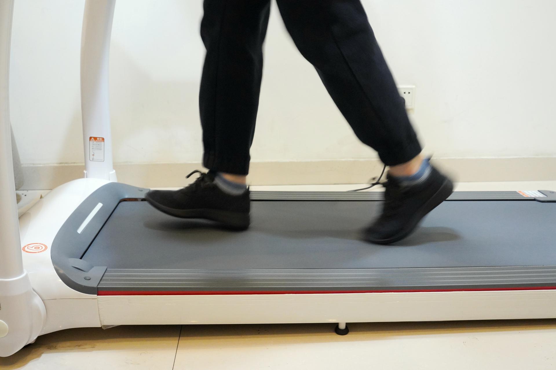 华为智选精灵S7跑步机,华为s7跑步机测评