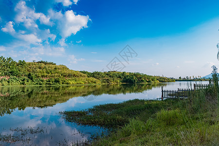 自来水蒸食物有毒吗,自来水有毒吗喝了会怎么样