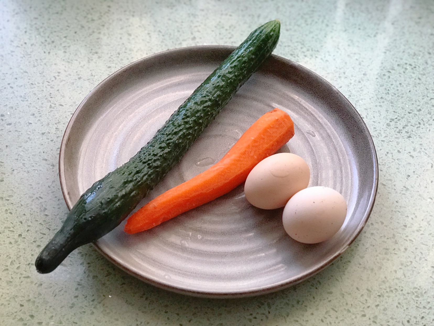 一碗紫菜包饭的做法,一包紫菜做成海苔片的做法