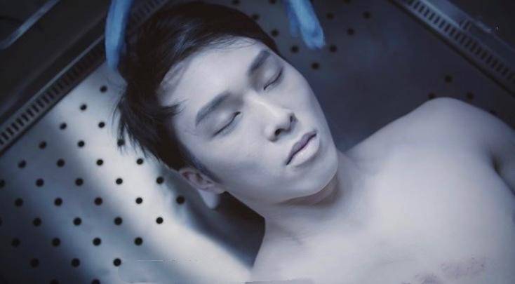 赤裸演死尸被冻几小时TVB小生感谢女主角及剧组暖心关照