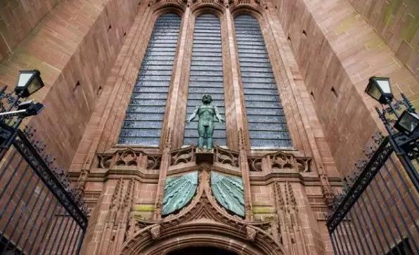 等一个人陪我去巴黎,等一个人陪我去南京视频