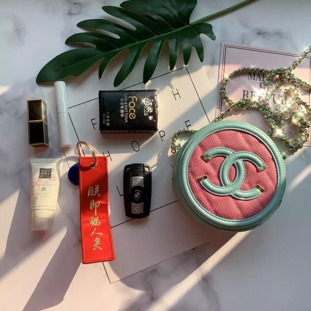 最近大家在买什么首饰,大家都买哪款包