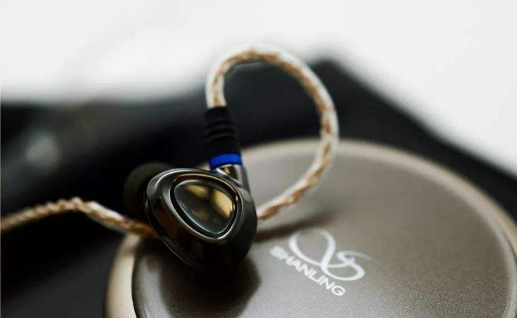 玩家真谛：耳机线材为何大行其道，随意聊聊对耳机线的看法