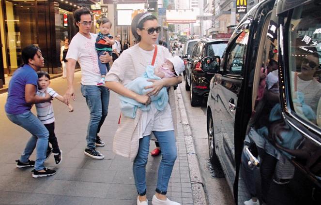 陈茵媺路人视角,超人妈妈容祖儿