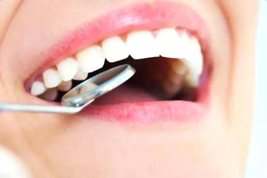 成年人流口水要警惕四种疾病,成年人睡觉流口水吃什么药