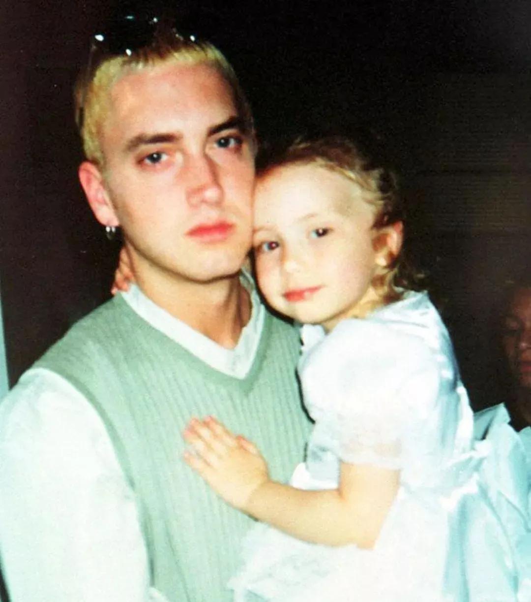 阿姆女儿最美的照片,阿姆女儿的照片