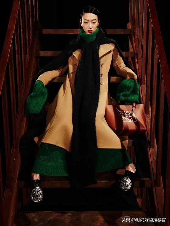 loewe牛仔包,loewe新款褶皱包