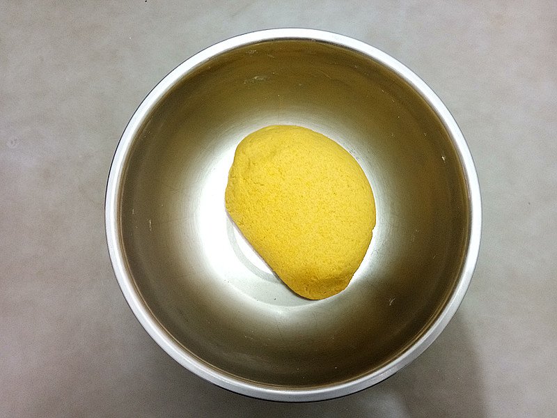 小白菜鸡蛋馅玉米面菜团子的做法,小白菜馅玉米面菜团子的家常做法