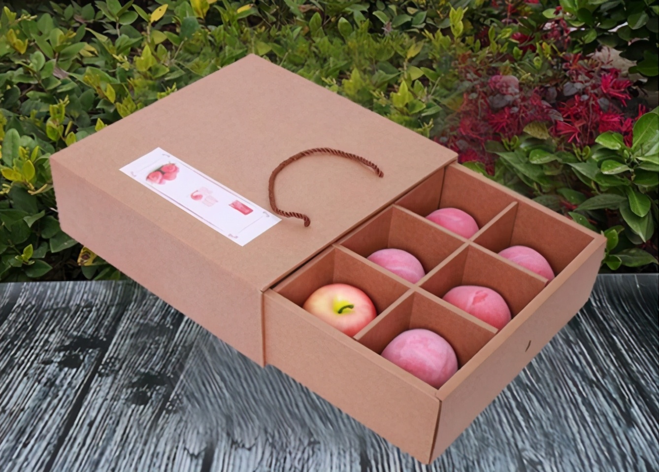 桃子高端礼盒装定制,桃子水果礼盒