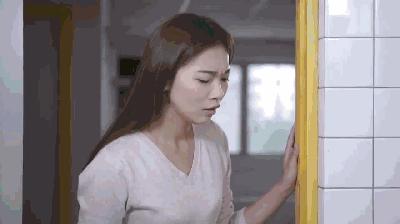 马桶黄污渍怎么去除妙招,马桶污垢发黄怎么去除