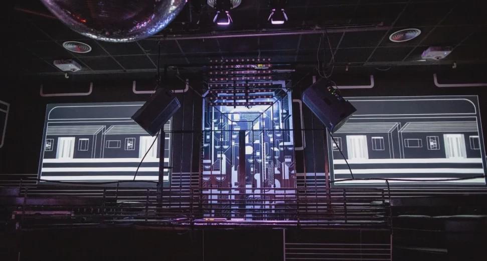 夜店越大越好？只装300人的小酒吧也能进全球百大