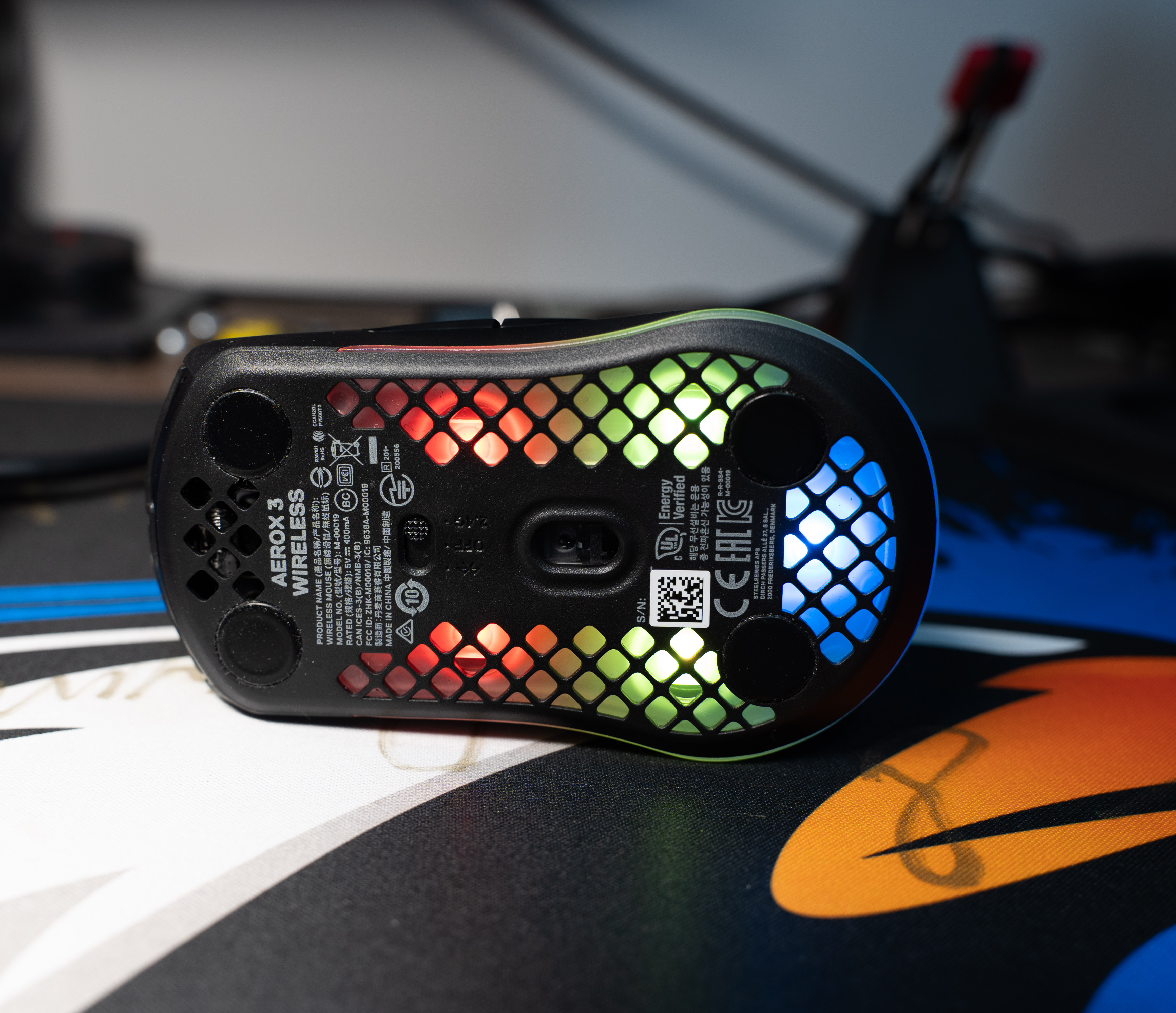 轻量化+无线=赛睿Aerox3Wireless