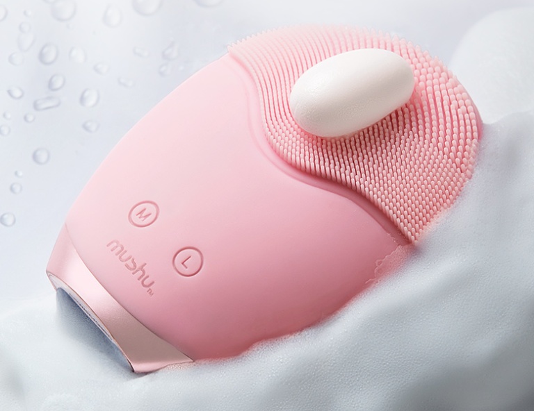 问疯了21位学长学姐，这49件私藏宝物包你玩转大学生涯！