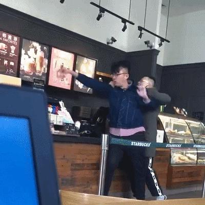 星巴克猫爪杯为什么便宜,星巴克猫爪杯火爆的原因