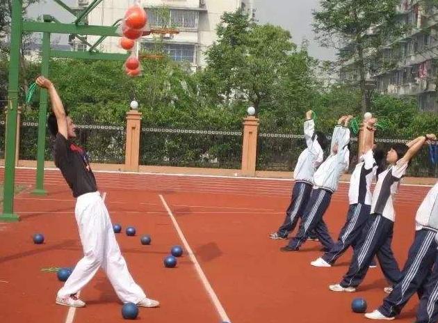 体育老师公认的“省力”跑步办法，学会以后，轻松通过体育考试