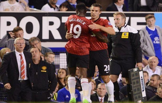 范佩西曼联58粒全进球粤语,范佩西11-12赛季曼联英超进球数